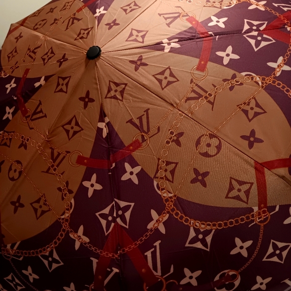 Luxury Designer Umbrella - Picture 3 of 4